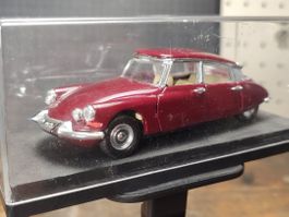 Wunderschönes  altes Modellauto Citroön DS