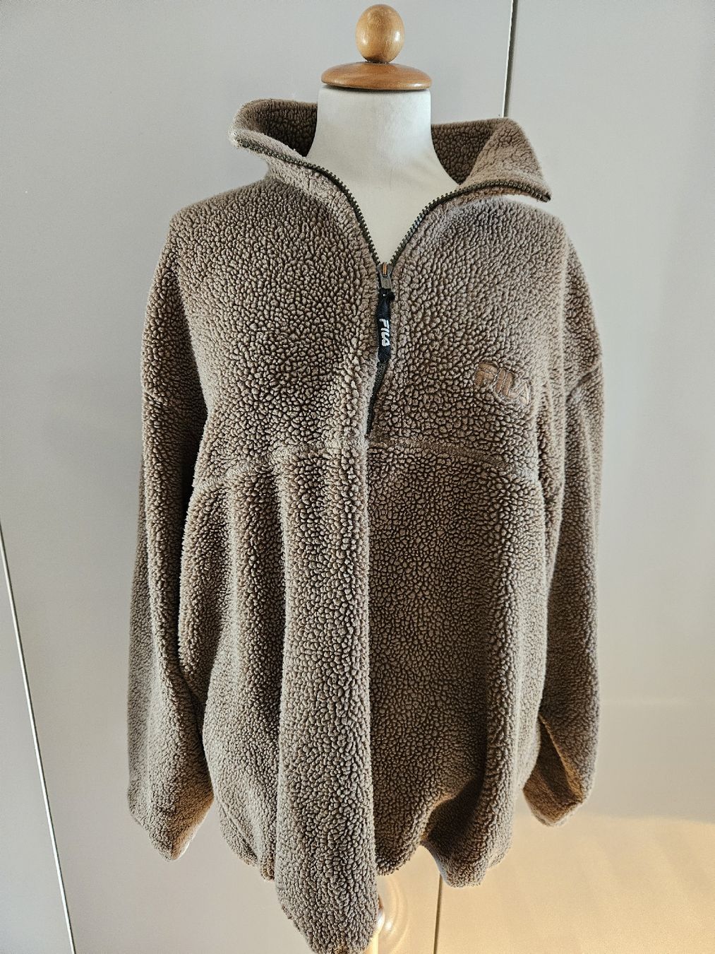 Fila Maglioni & Felpe: Vintage Fila Teddy Fleece Pullover – Usato da Zürich venduto da ColdCoffee