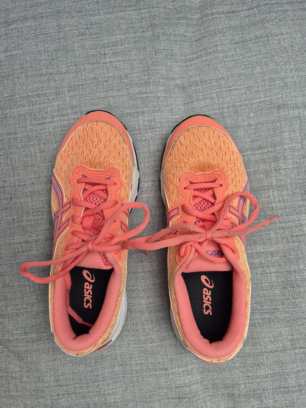 Asics Chaussures hommes: Kinder Laufschuh Asics – D'occasion à Baden par Family_in_Baden 2