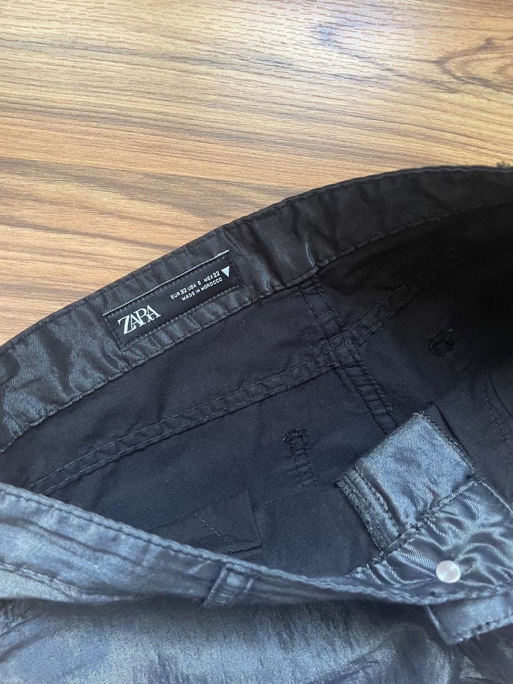 Zara Pantaloni: Damenhose schwarz Gr. 32 – Nuovo (secondo la descrizione) da Bottenwil venduto da Mhcl 2