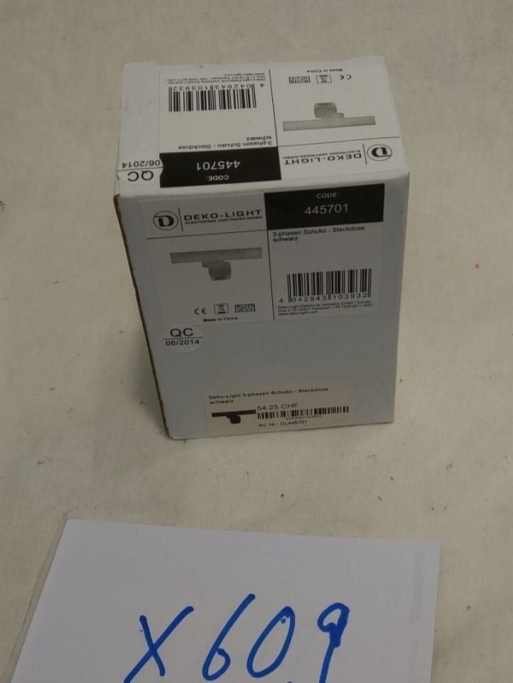 Spine: 3-phasen Schuko Steckdose schwarz (x609) – Nuovo (secondo la descrizione) da Däniken SO venduto da Profog1 1