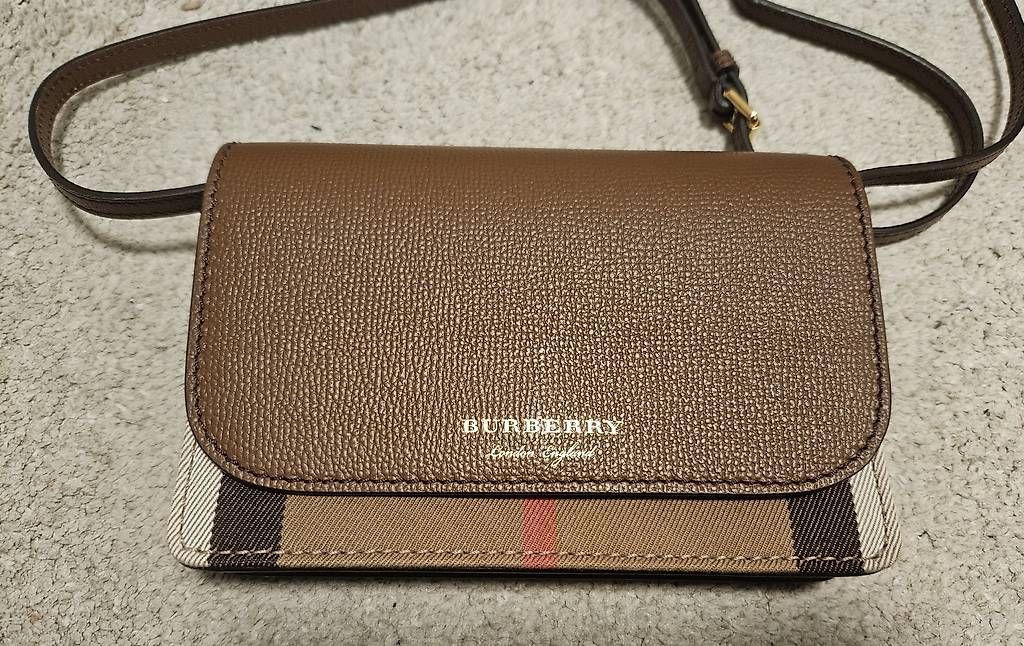 Burberry Borse da donna: Burberry Hampshire – Usato da Ottenbach venduto da RaRo