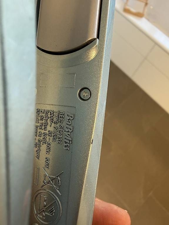 Lockenstäbe & Haarglätter: BaByliss Haar Glätteisen – Gebraucht aus Schindellegi von wae_fhj7 4