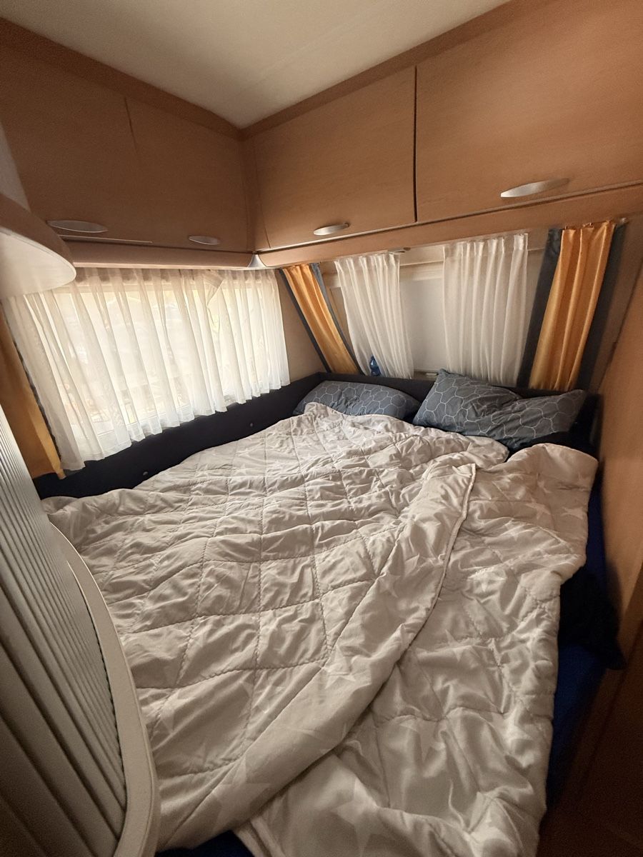 Knaus Véhicules de camping: Wohnwagen Knaus Südwind 550 TKM – D'occasion à Seewen SO par zah_mv5b 2