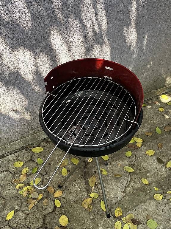 Griglie: Charcoal BBQ grill – Usato da Basel venduto da lor_b6rl
