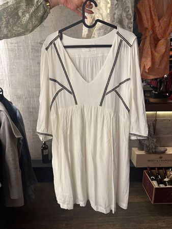 Robe blanche bash