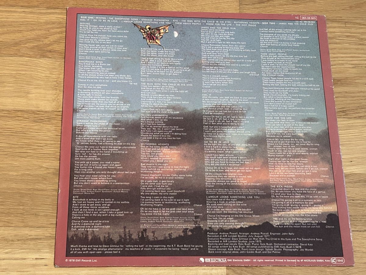 Vinyles: Kate Bush. 1978. The Kick Inside – D'occasion à Faulensee par Mizuno06 1