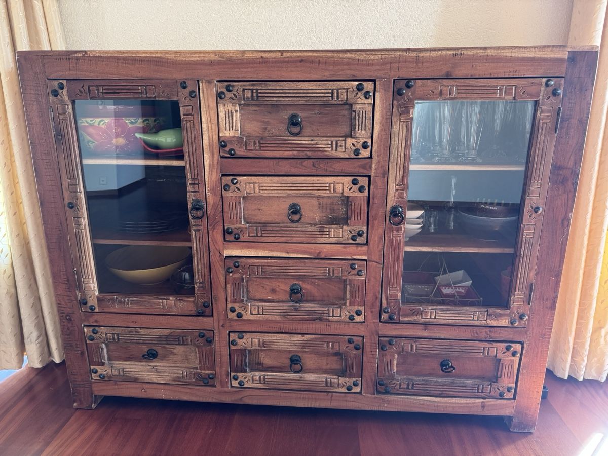 Credenze: Buffet/Vaisselier en bois massif style rustique Pièce unique – Usato da Genève venduto da chr_77nw