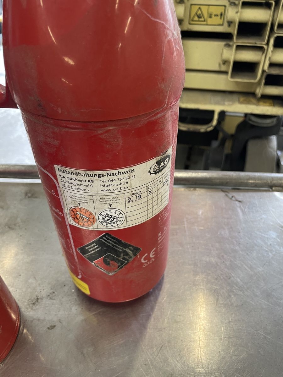 Estintori: Feuerlöscher – Difettoso da Flaach venduto da Binz 3