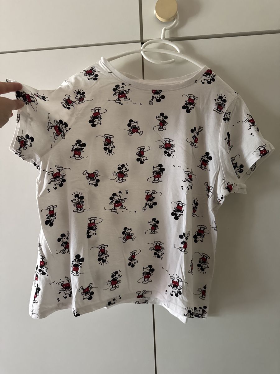 Disney T-shirt: T-shirt Disney Topolino – Usato da Rancate venduto da Waly__