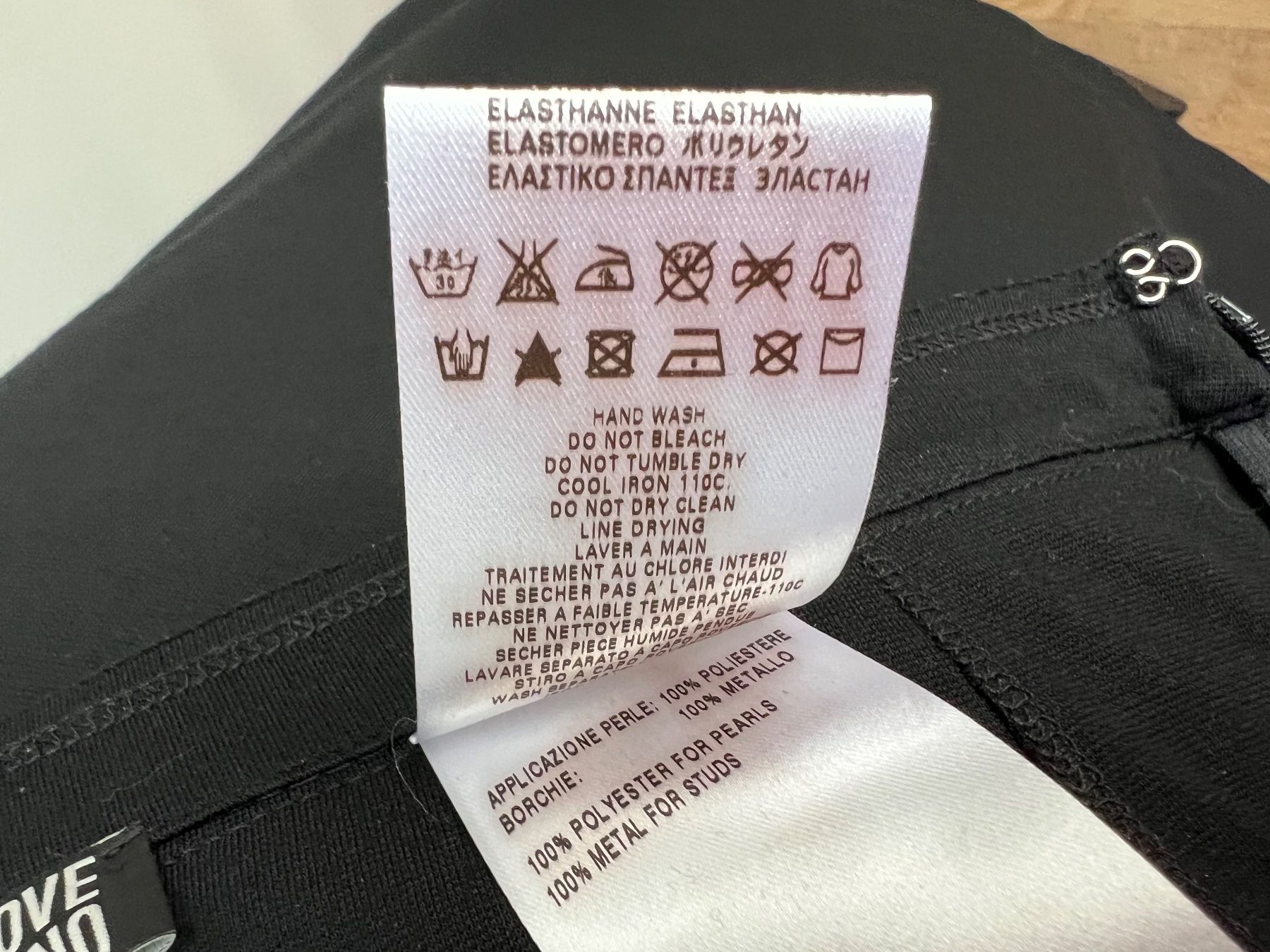 Moschino Röcke: Love Moschino Jupe, Grösse 34 – Gebraucht aus Bergdietikon von pinkerton13 8