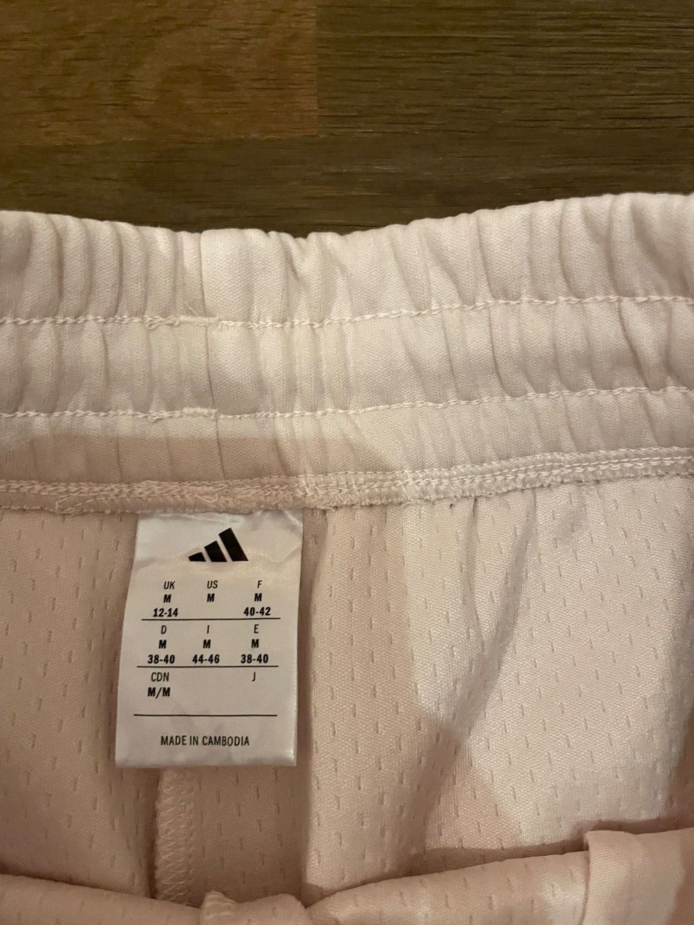 Adidas Pantaloni: adidas training pant M – Usato da Olten venduto da B3ren 3