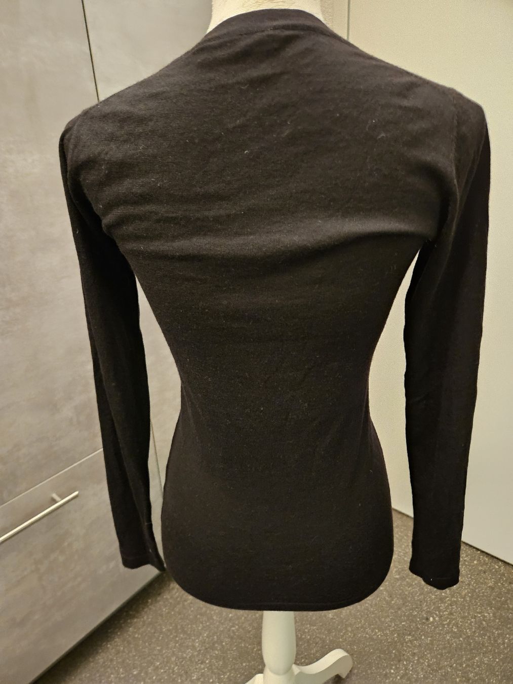 Maglioni & Felpe: Bruno Manetti Pullover Schwarz Gr 42 Seide Cashmere – Usato da Anwil venduto da tamoos 1