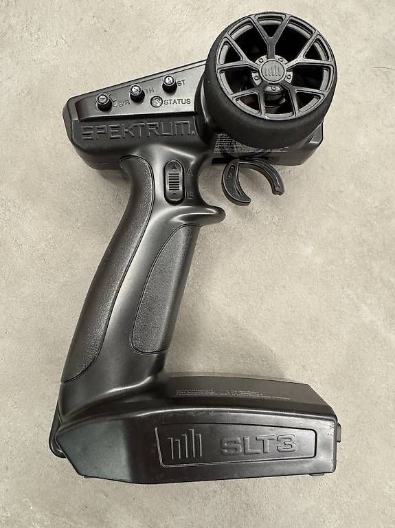 Commande à distance: Spektrum slt3 controller  – D'occasion à Mägenwil par vas_7pxb