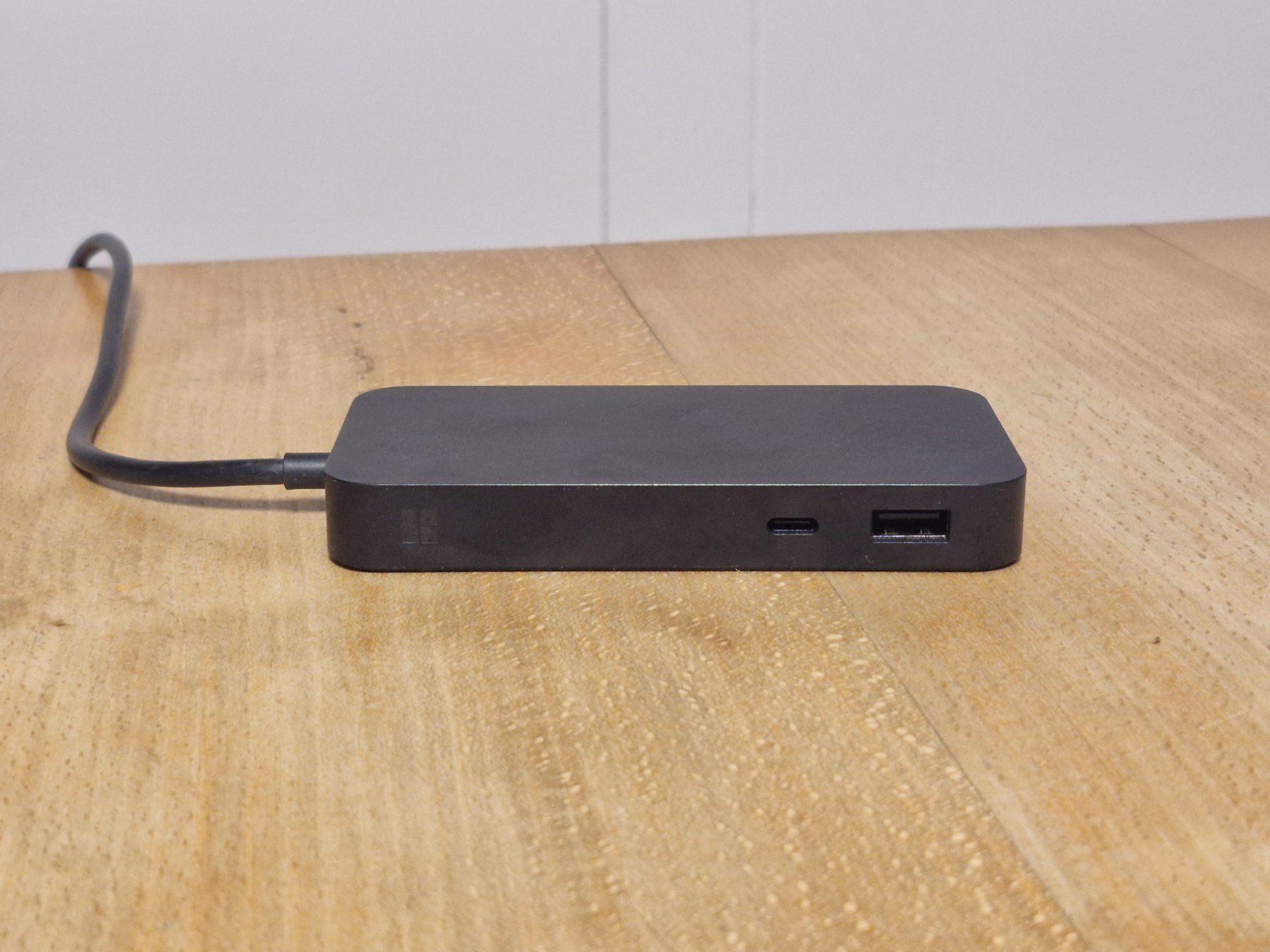Microsoft Docking station: Microsoft Surface Dock 2 mit Netzteil wie Neu – Usato da Wiesendangen venduto da enbtracked 2