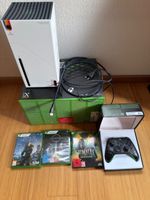 Xbox Series X Konsole mit zwei Controllern und Spielen