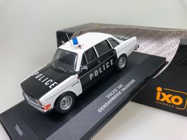 Volvo 144 Police - IXO - 1:43