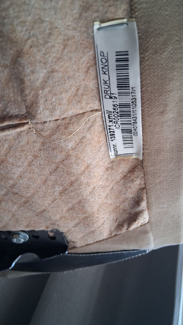 Poltrone: Multifunktions-Relaxsessel beige sehr gut erhalten  – Nuovo (secondo la descrizione) da Schachen LU venduto da Brocki6105Schachen 4