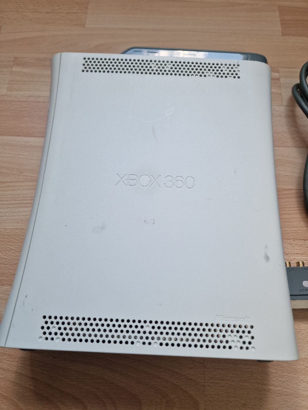 Microsoft Consoles: Spielkonsole Microsoft Xbox 360 mit Controller gebraucht – D'occasion à Fahrwangen par luk_bhw7 1