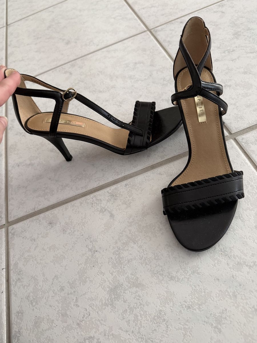 Esprit Scarpe da donna: Esprit Sandaletten Grösse 36 – Nuovo (secondo la descrizione) da Turgi venduto da ku-vo01 1