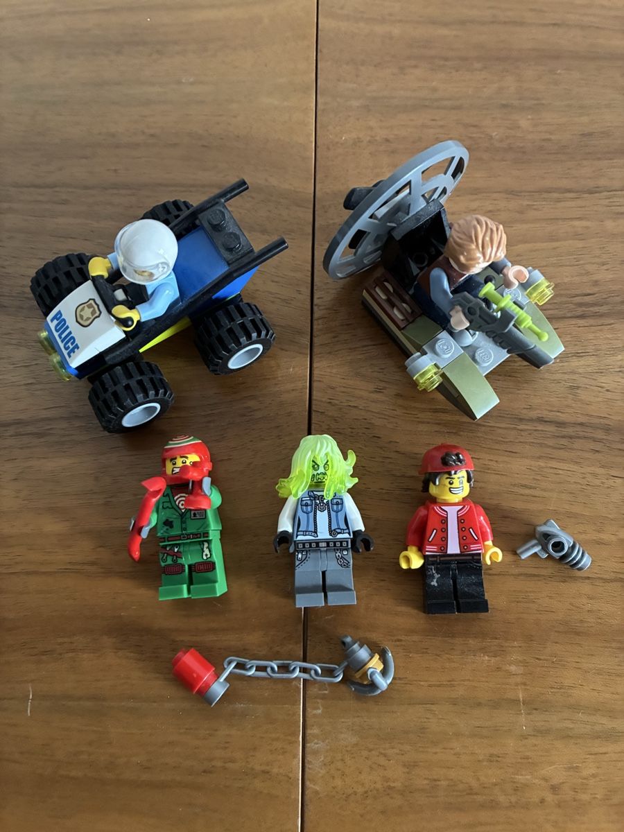 Lego Jouets: Diverse Lego Figuren – D'occasion à schönenwerd par quartier9 1
