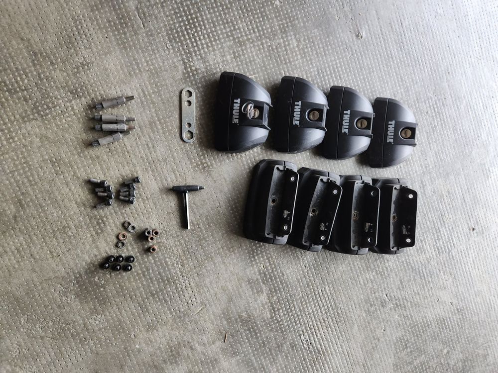 Thule 1463 Kit Pour Barres De Toit - Set De 4, Compatible Renault Laguna III 5 Portes Liftback 2007
