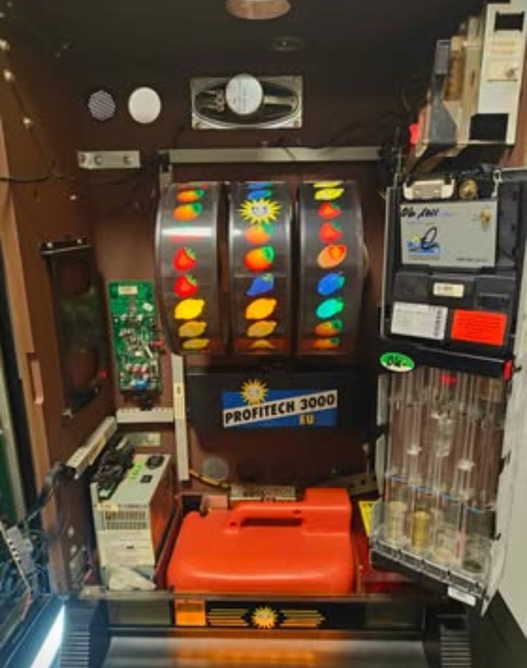 Spielautomaten: Hot CHERRY Merkur Geldspielautomat – Gebraucht aus Herzogenbuchsee von mei_2m7m 1