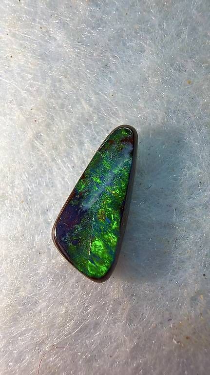 Pietre preziose: Boulder Opal 1ct – Usato da Wigoltingen venduto da SANDROPAL