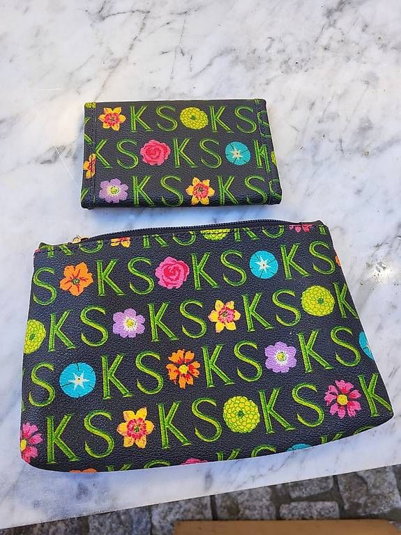 Taschen für Damen: Borsette/portafogli/beauty case – Gebraucht aus Sonvico von nuvola04