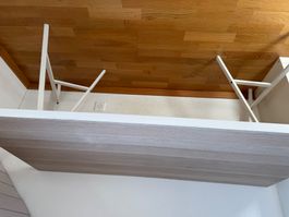 Ikea Tisch weiss/Holzoptik, guter Zustand, sofort verfügbar