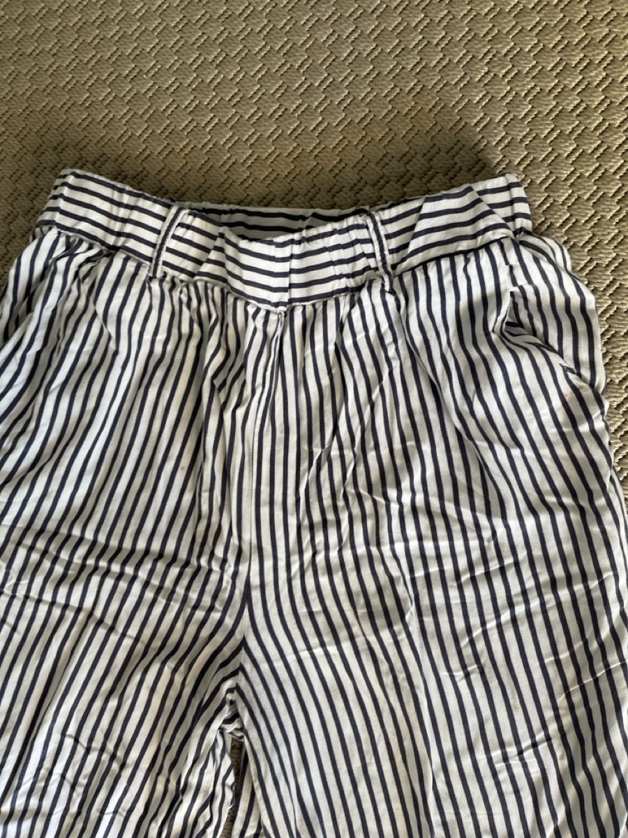 Pantaloni: Gestreifte Sommerhose, Chicorée, M – Usato da Solothurn venduto da Bobesch08 1