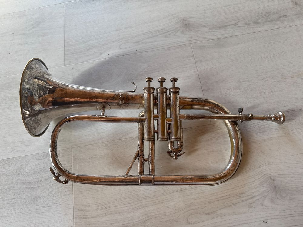 Superbe bugle Antoine Courtois Paris en si bémol à 3 pistons (D ...