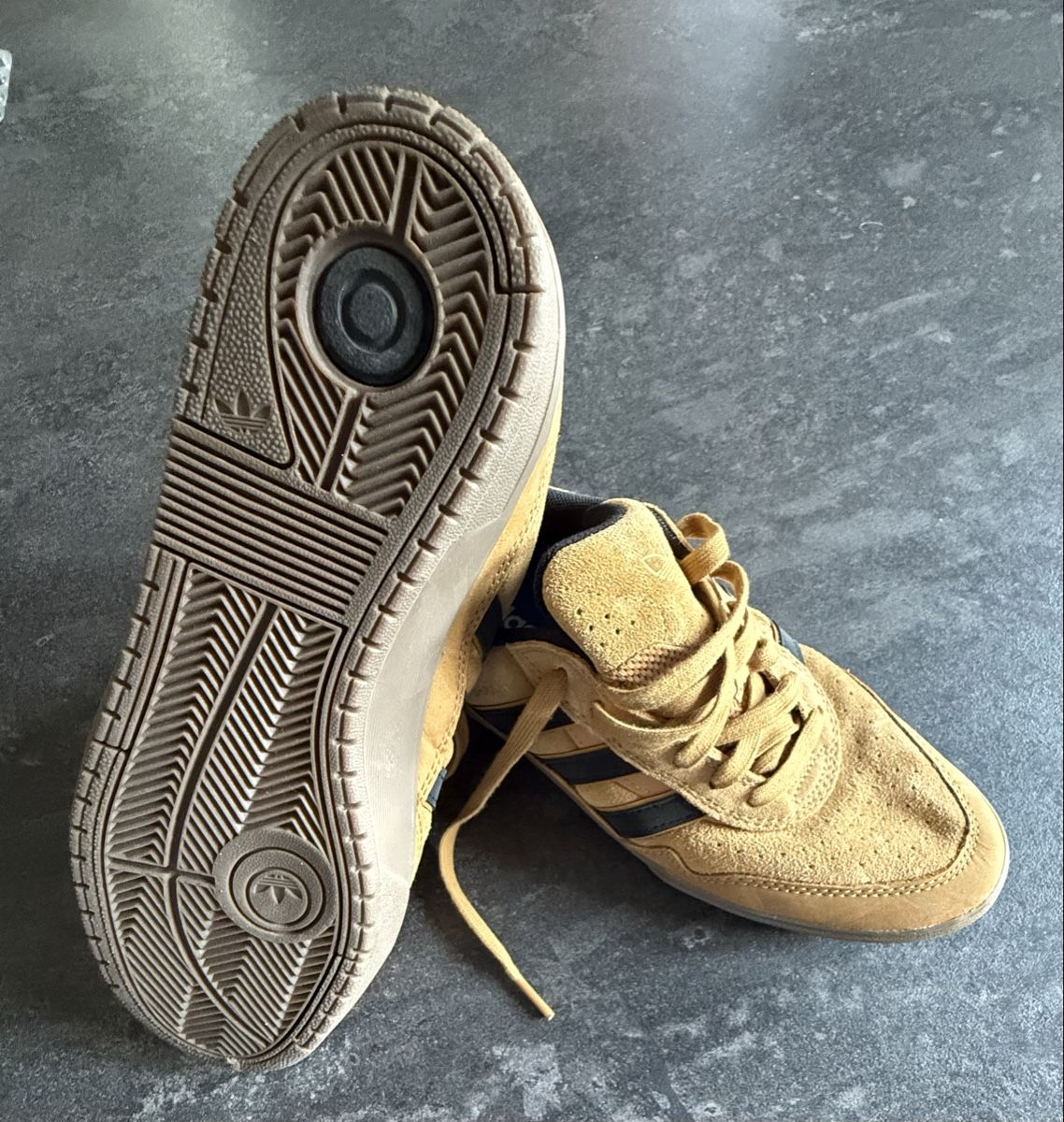 Adidas Chaussures hommes: ADIDAS SNEAKER – Neuf (Voir description) à Pfungen par glittergirl9 1