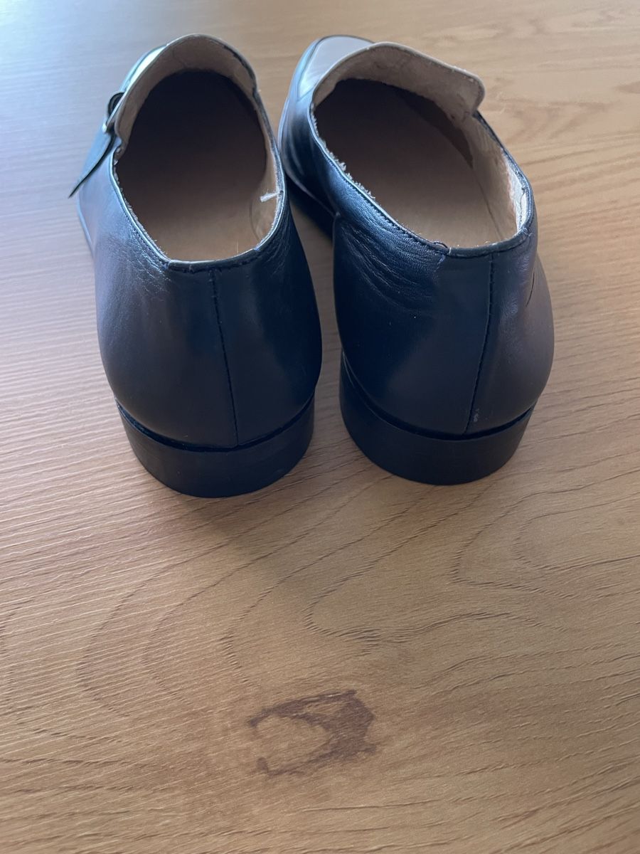 Chaussures femmes: Mocassins Neuf  bicolores pointure 38 – Neuf (Voir description) à Versoix par Pti-pois 2