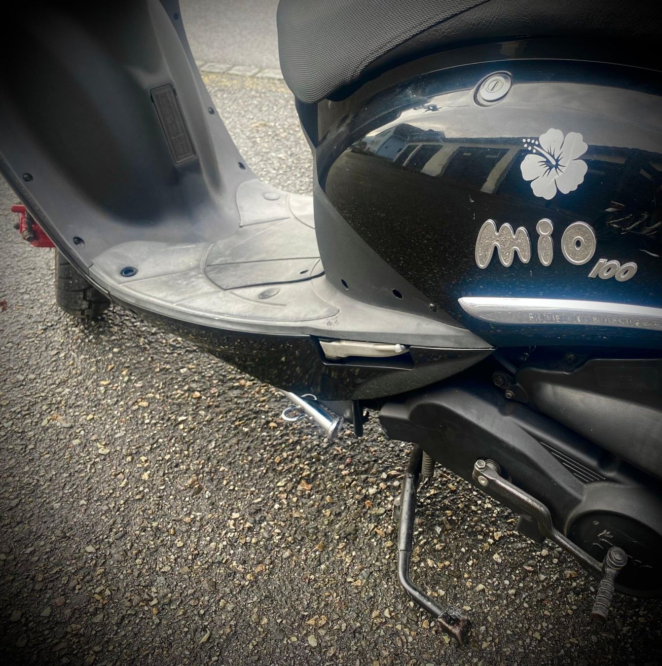 Sym Scooters: SYM Mio 100 roller Schwarz – D'occasion à Aarau Rohr par Salazaris 2