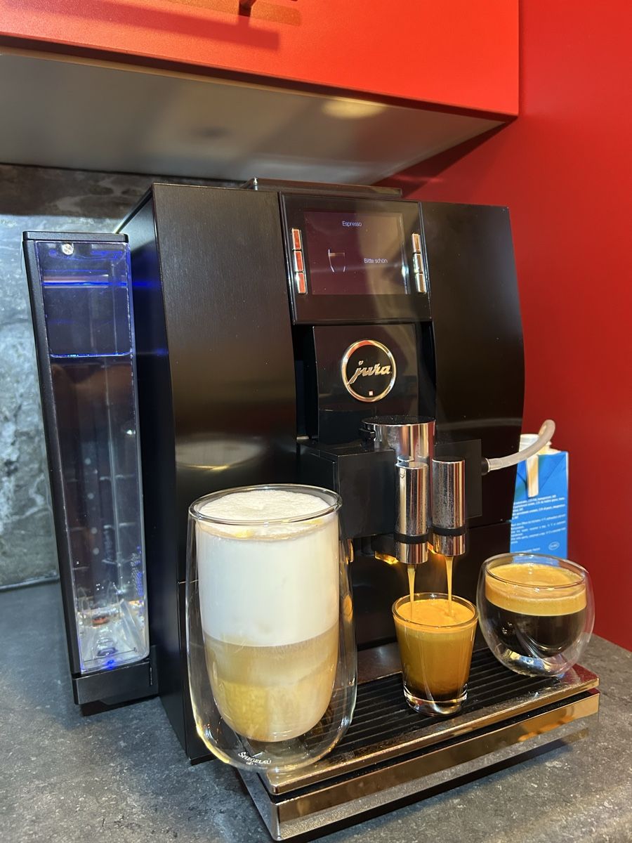Macchine per caffè & Macchine per espresso: Jura z6 – Usato da Laax GR venduto da Iusti27