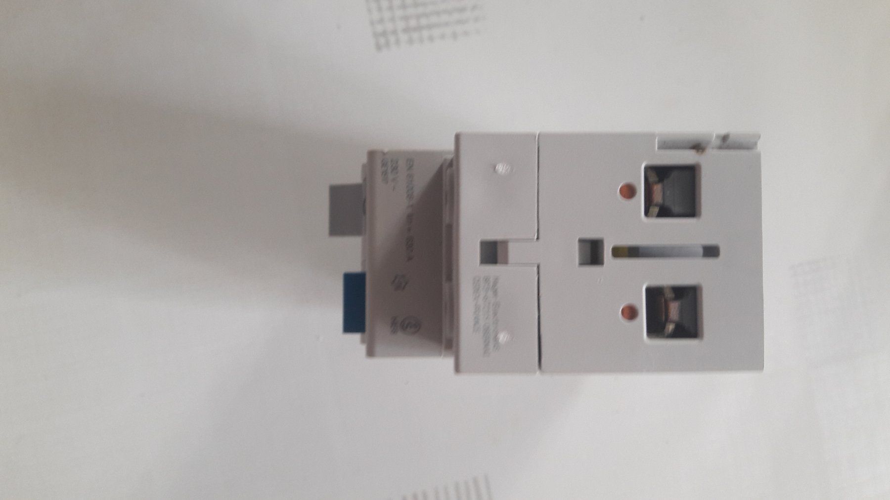 Hager Alimentazione elettrica: cda 225 c 25 A x2 – Nuovo (secondo la descrizione) da Laufen venduto da Mann455 5