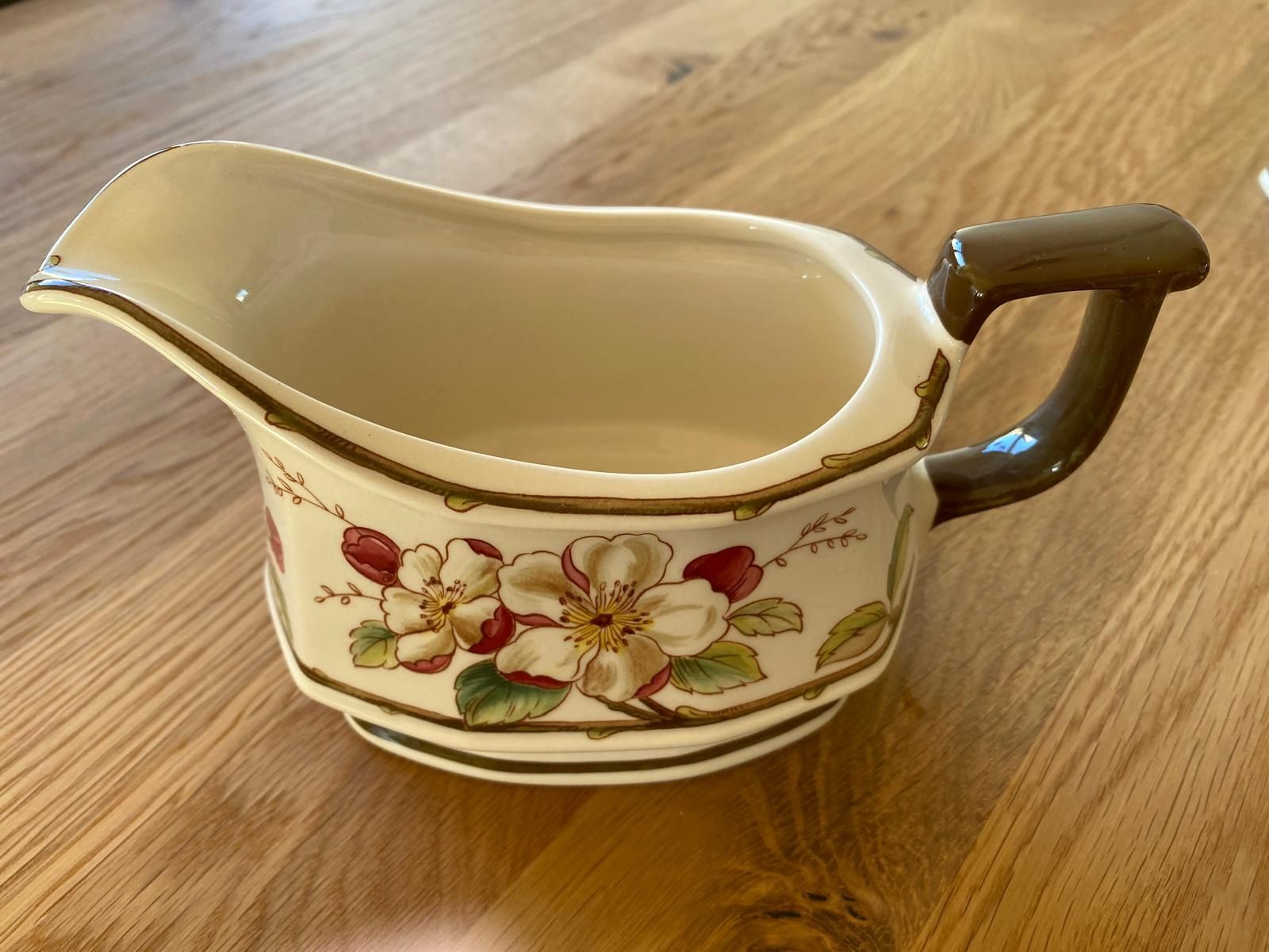 Villeroy & Boch Set di piatti: Vielerorts & Boch Sauciere Portobello – Usato da Schiers venduto da mar_wg5v 1