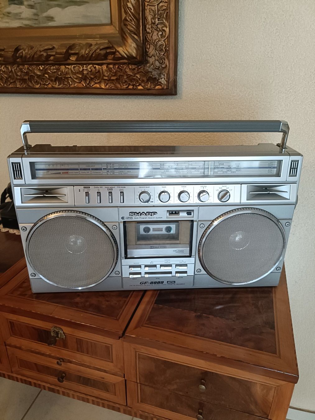 Sharp Radios: Sharp GF-8989, Ghettoblaster, Stereokassettenrekorder – D'occasion à Untersiggenthal par Hexennase 9
