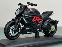 DUCATI DIAVEL CARBON  * Maisto Special Edition 1:18
