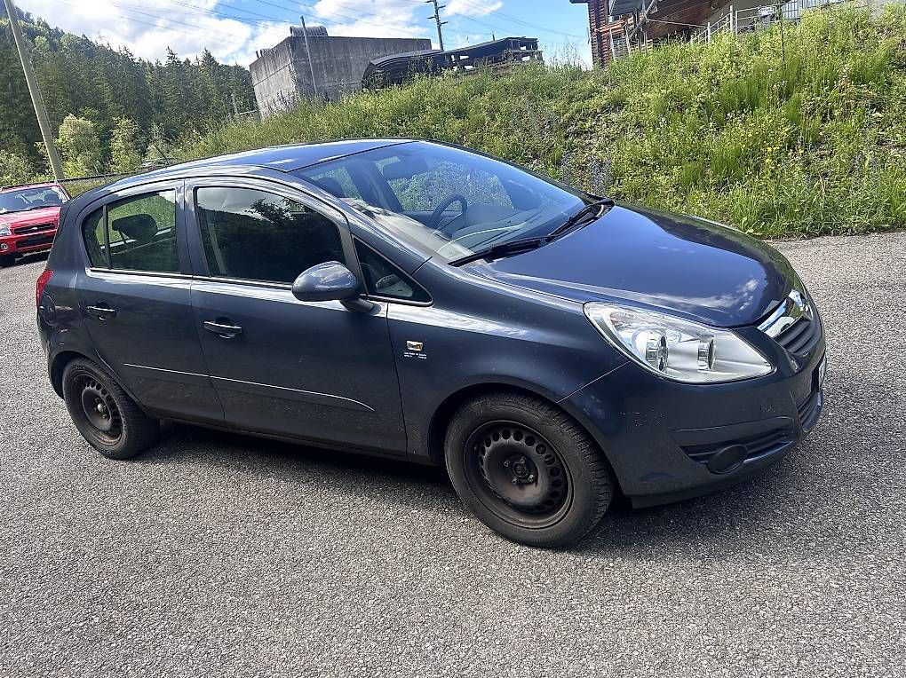 Opel Automobili: Opel Corsa ab MFK 11.6.26 – Usato da Mülenen venduto da Jetmir019
