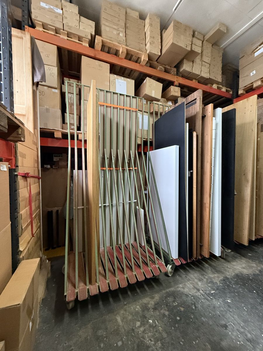 Scaffali: Tischplatte Regal /rollbar – Usato da Amriswil venduto da ViolaM