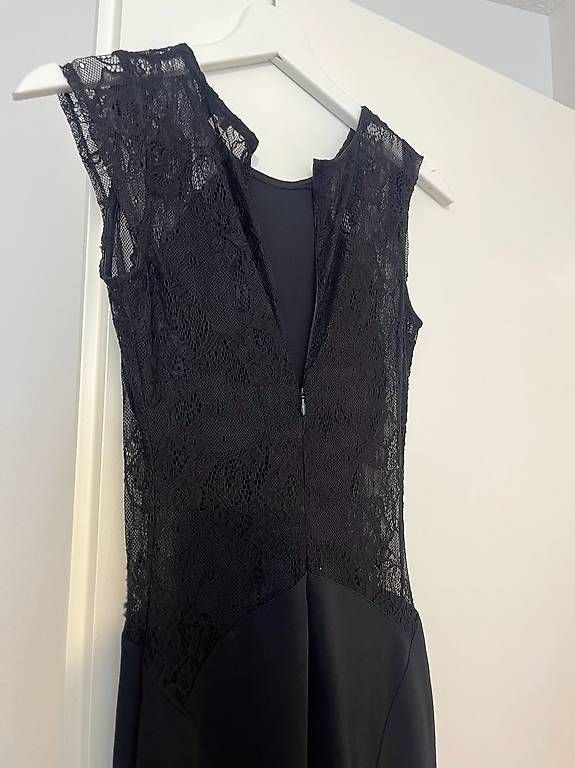 Tally Weijl Vestiti: Elegantes Abendkleid aus Spitze mit Schlitz – Usato da Zürich venduto da GC_ZH 1