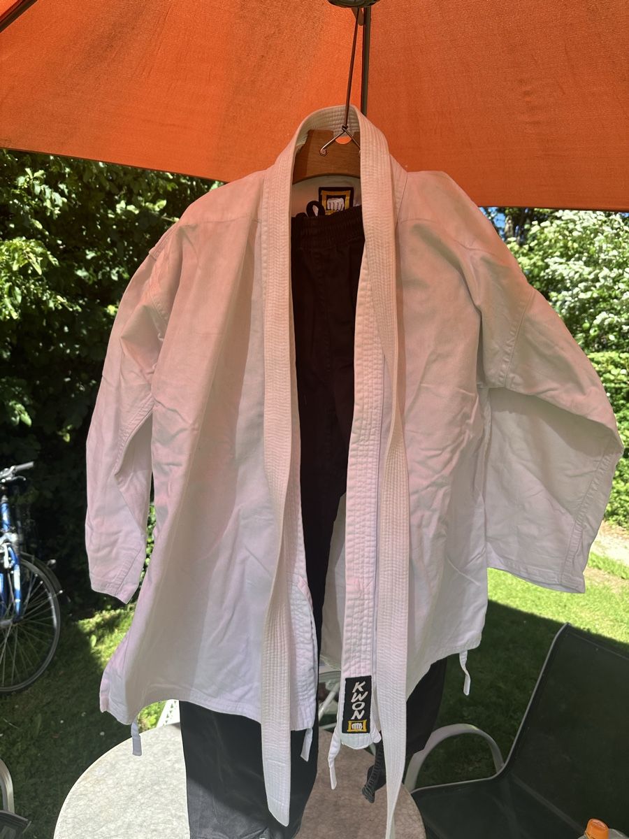 Kimonos: Kimono, Grösse 170/160, weiss/schwarz – Gebraucht aus Muenchenstein von Holiduli 2