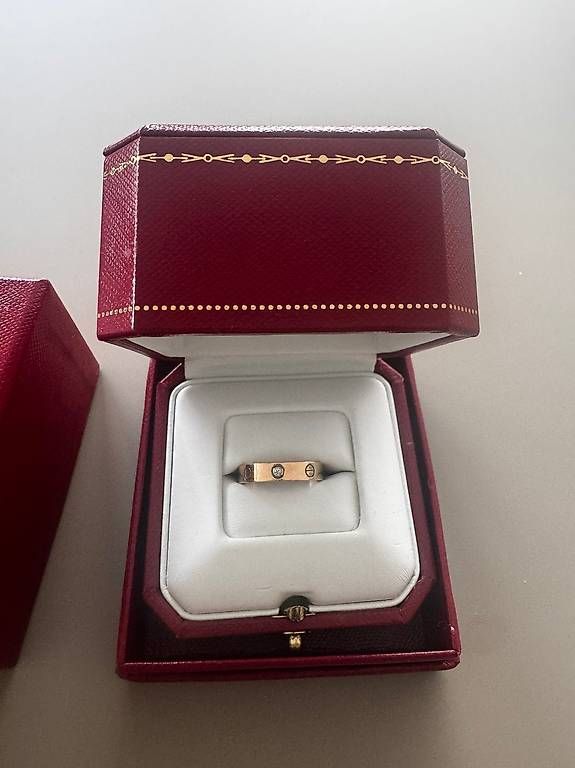 Bagues: Cartier Love Ring Roségold EU 53 – D'occasion à Zürich par seb_v9p7