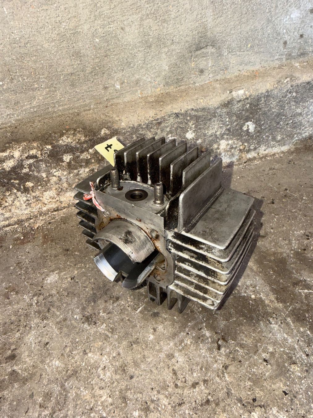 Puch Parti ricambio per ciclomotori: Puch Maxi/X30 Mofa Zylinder – Usato da Fahrni b. Thun venduto da berger_tuning34