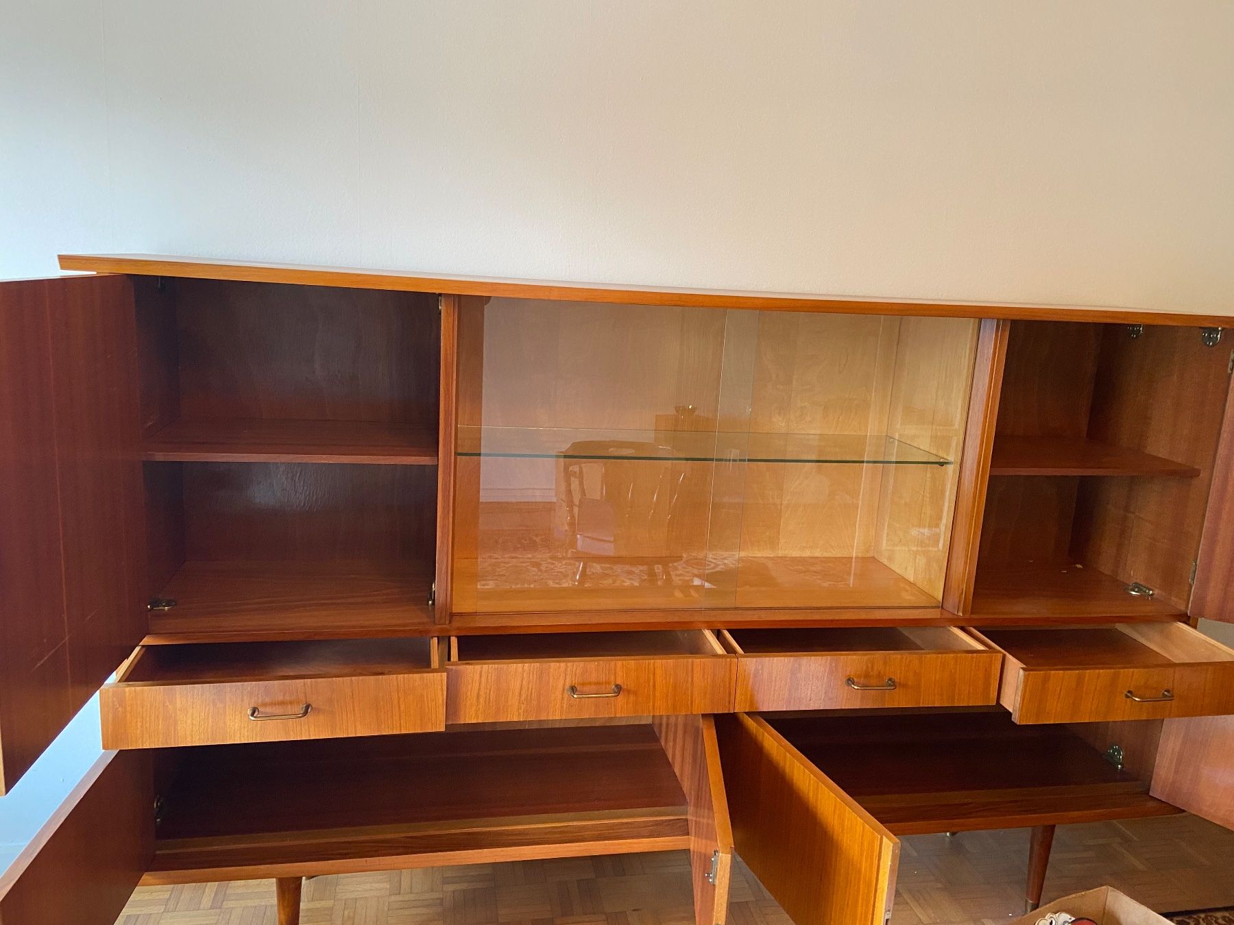 Vetrine: DESIGNKLASSIKER TEAK VITRINE – Usato da Dietikon venduto da brocki-eyra 6