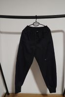 Nike Jogginghose schwarz – sportlich & bequem