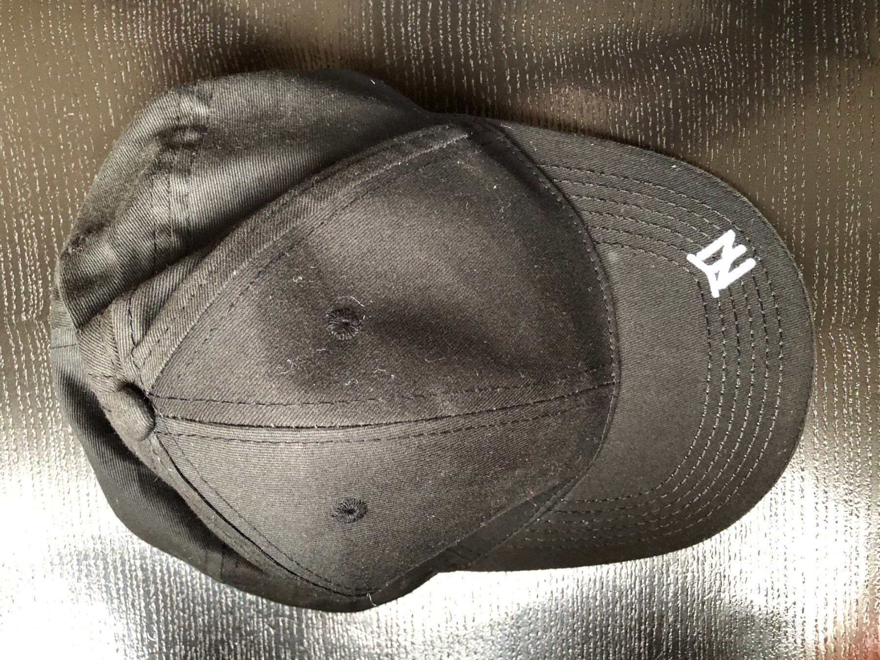Altro in  Abbigliamento & Accessori: Cap Kinder Schwarz mit M Gr. 54 One Size Baseballcap – Usato da Basel venduto da Masikh 2