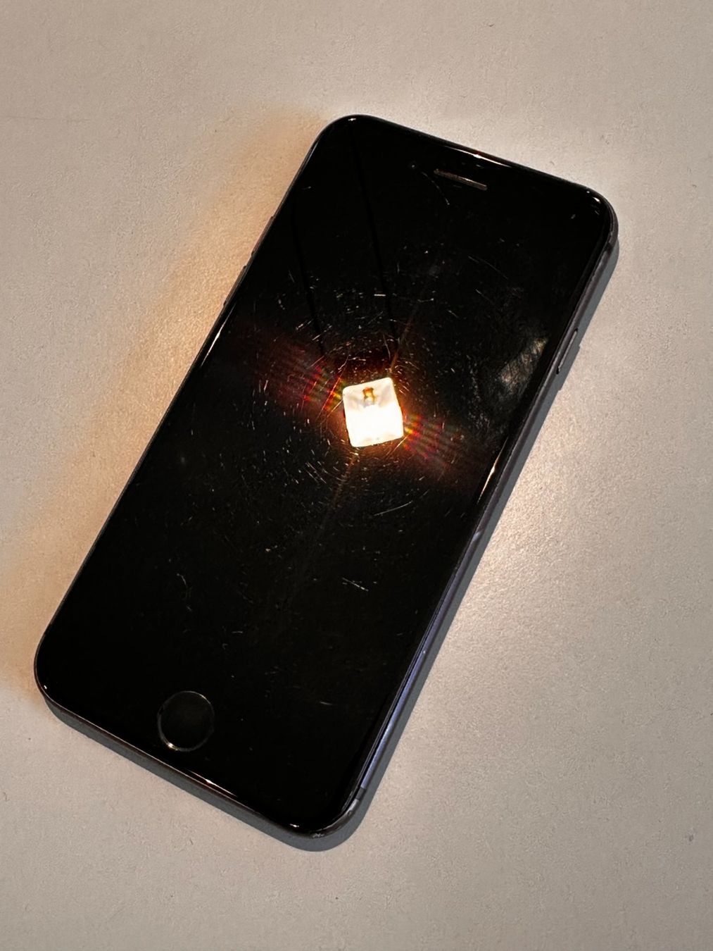 Apple Telefoni cellulari / Smartphones: iPhone 8, 64 GB, schwarz – Usato da Gränichen venduto da Kapkoerbchen 1